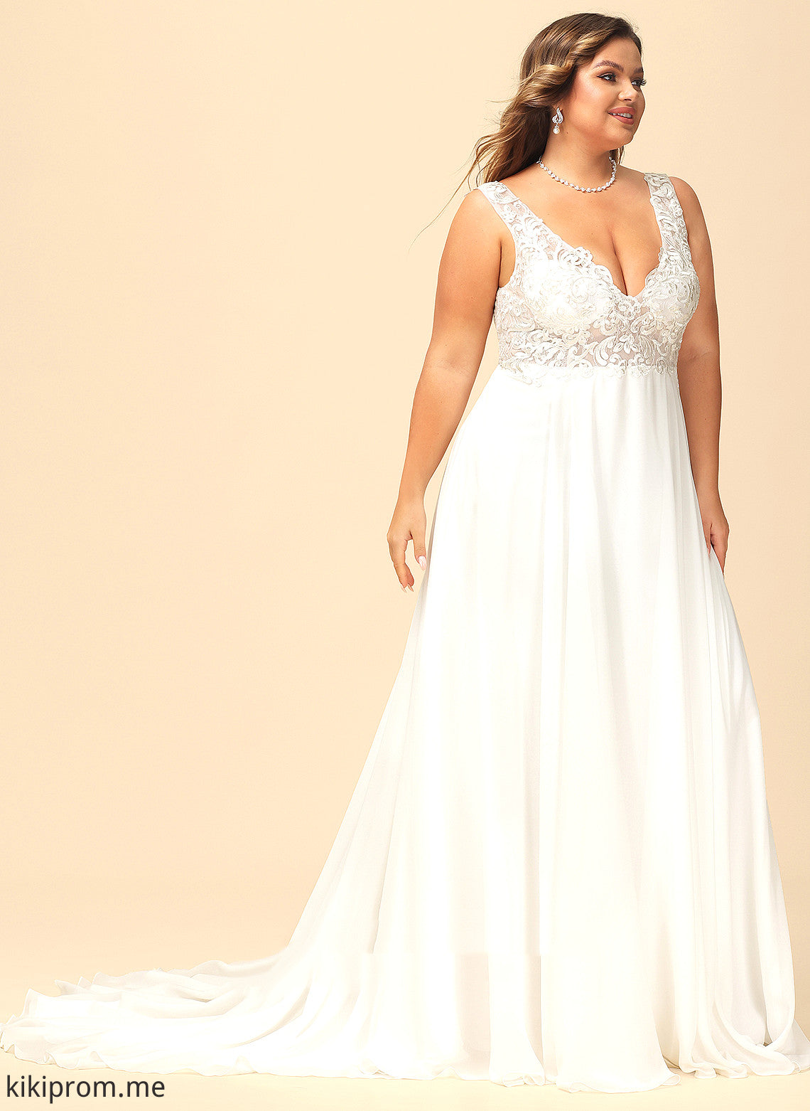 Court Genevieve Lace Wedding Dresses Chiffon Wedding A-Line V-neck Dress Train