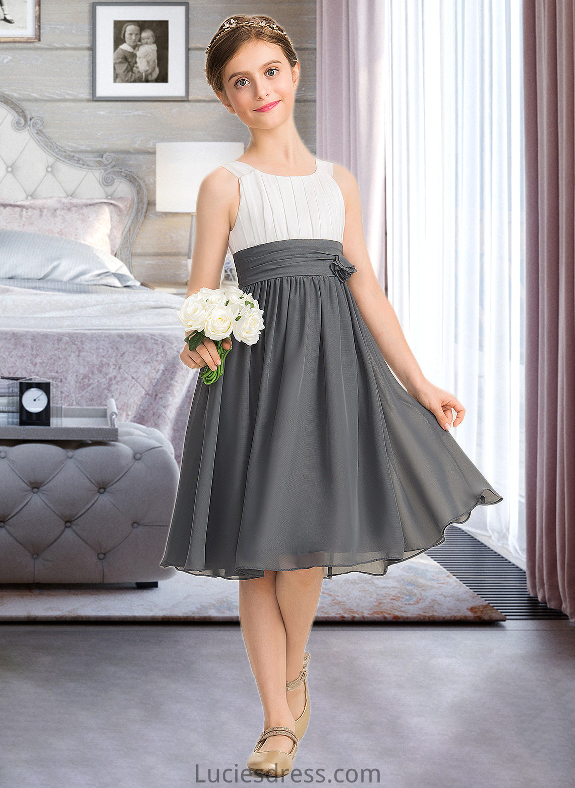 Yvonne A-Line Scoop Neck Knee-Length Chiffon Junior Bridesmaid Dress With Ruffle Flower(s) HFP0013350