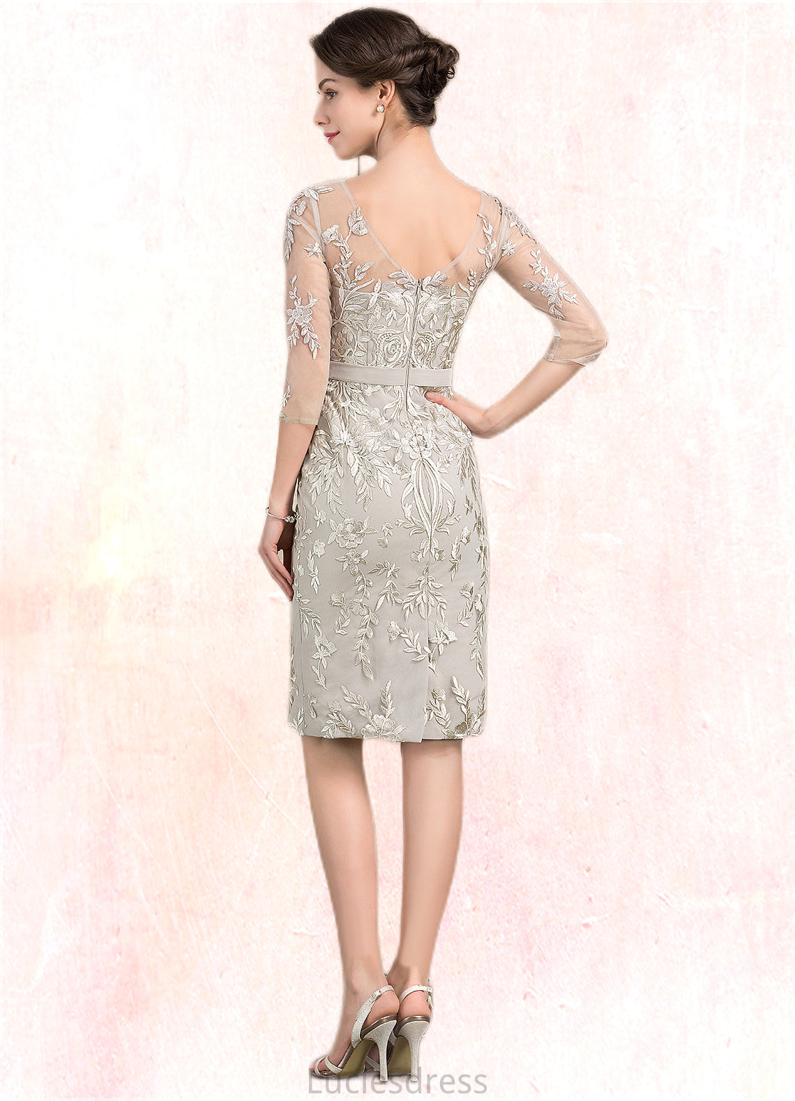 Claire Sheath/Column V-neck Knee-Length Lace Mother of the Bride Dress HF126P0014570