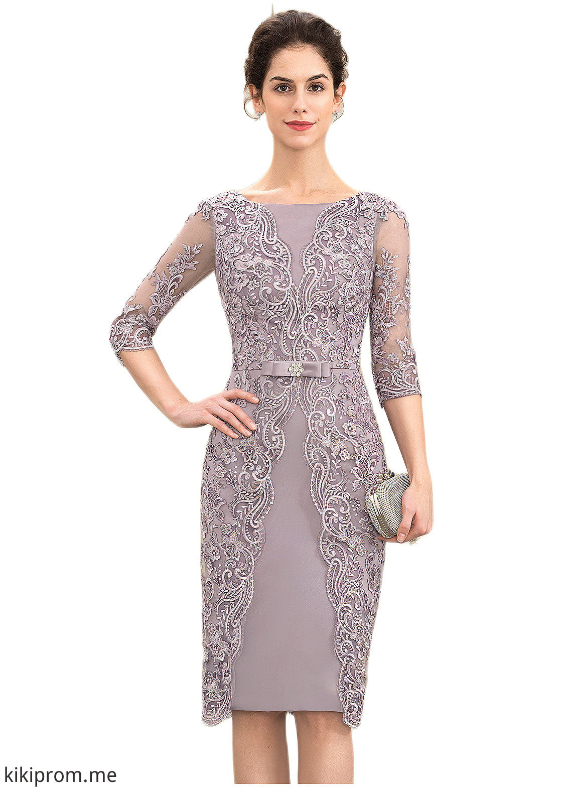 Paris Sheath/Column Scoop Neck Knee-Length Satin Lace Mother of the Bride Dress With Beading Bow(s) STF126P0014727