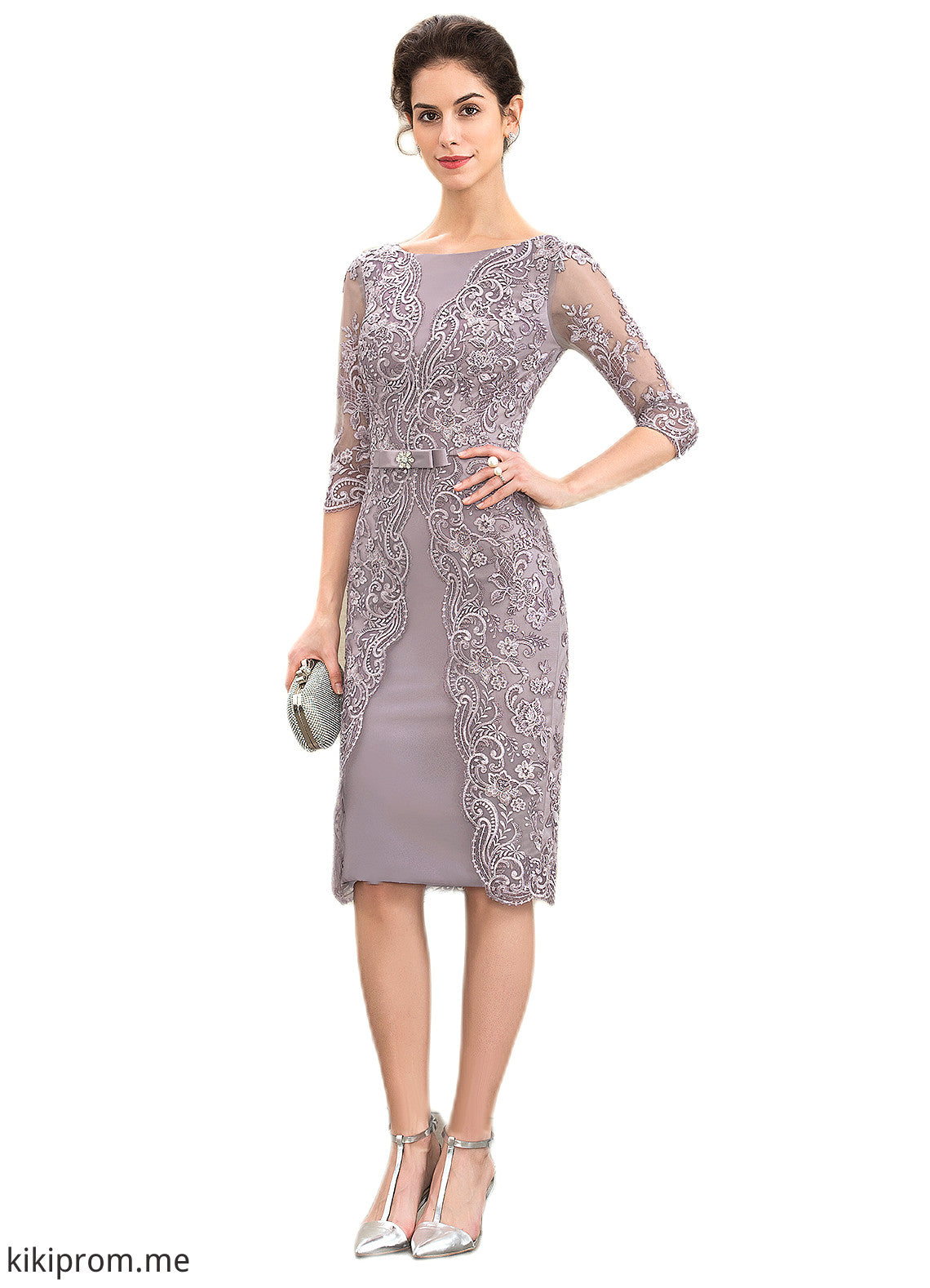 Paris Sheath/Column Scoop Neck Knee-Length Satin Lace Mother of the Bride Dress With Beading Bow(s) STF126P0014727