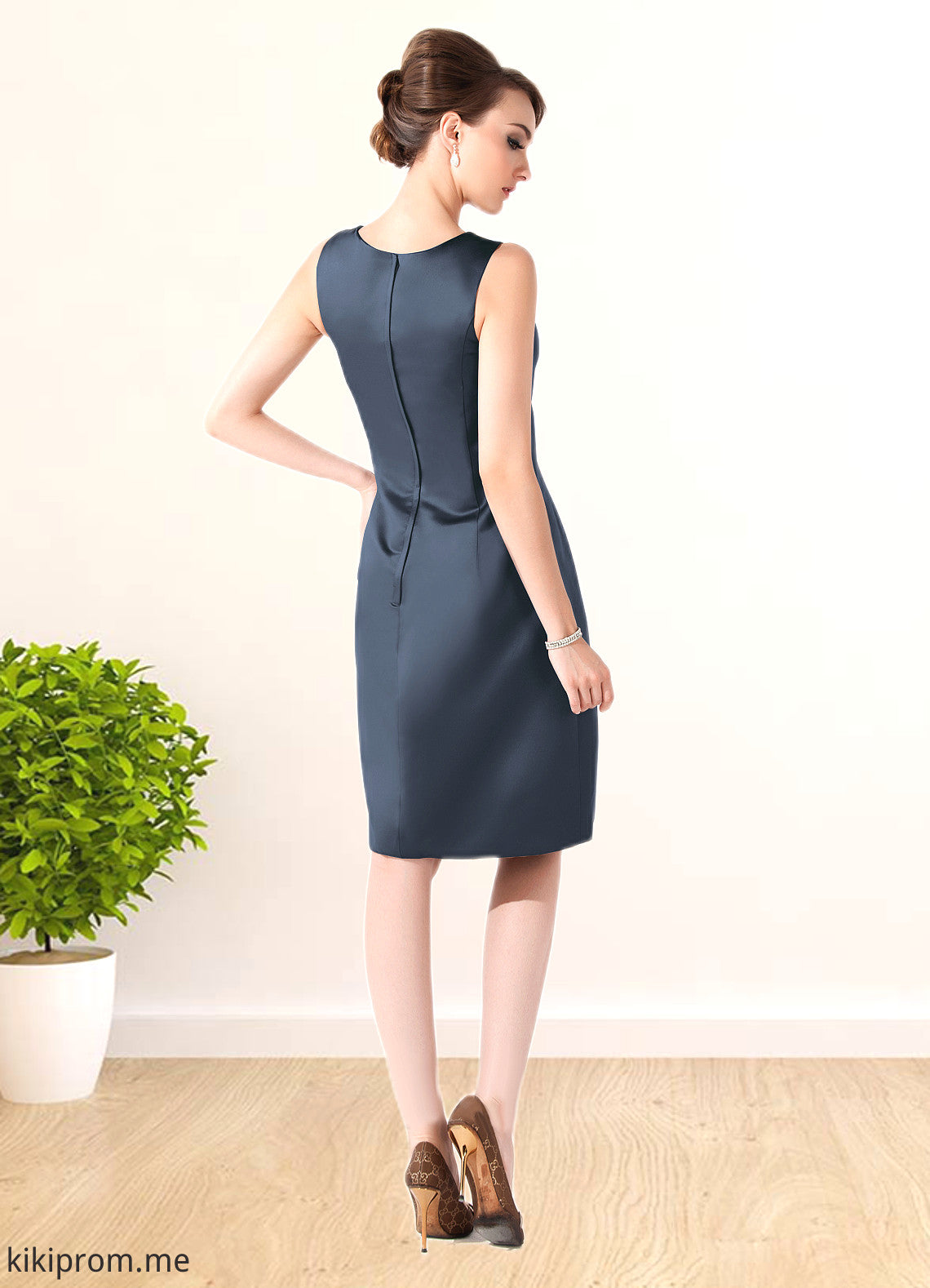 Shyann Sheath/Column Scoop Neck Knee-Length Satin Mother of the Bride Dress STF126P0014812