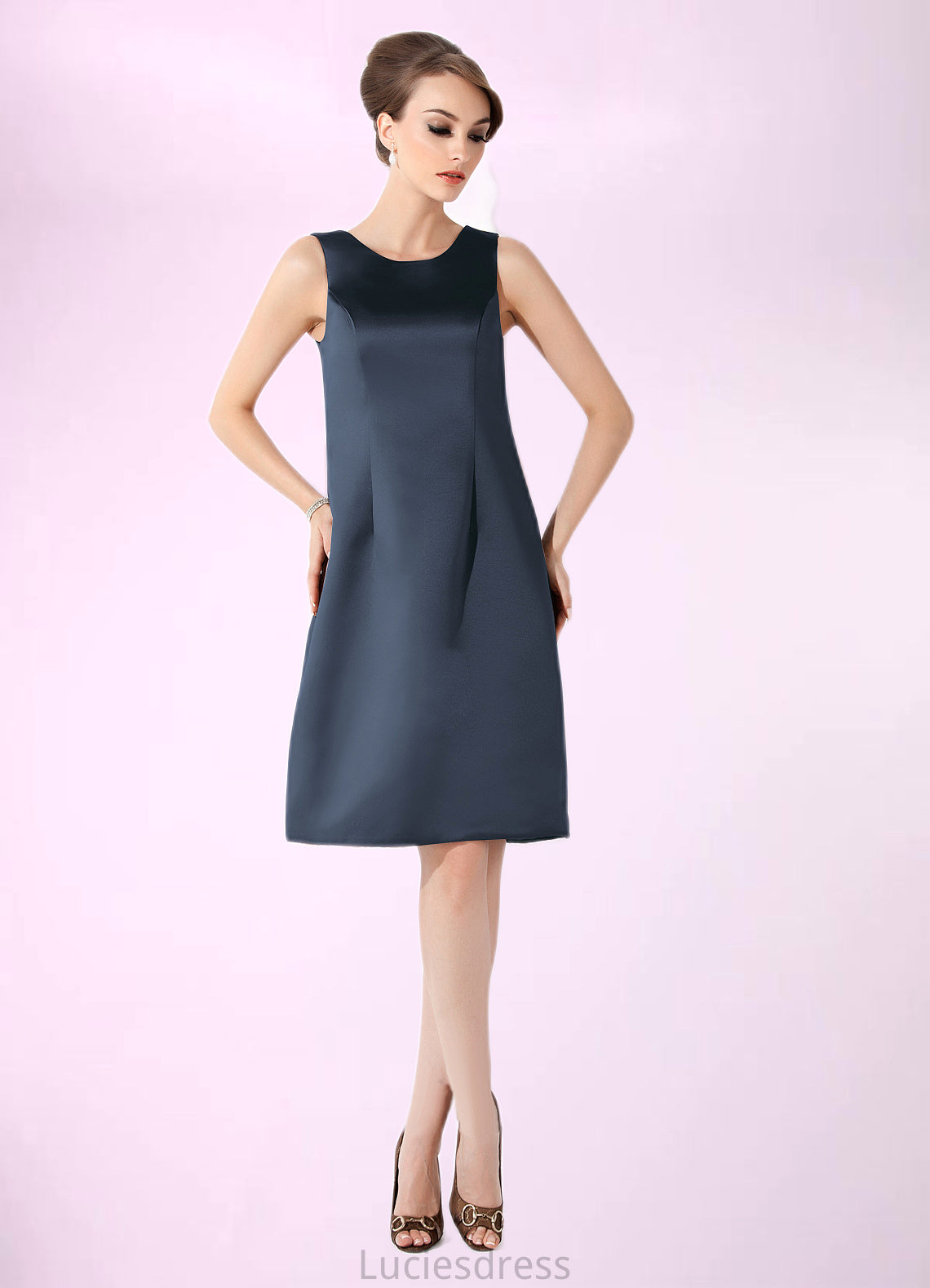 Ally Sheath/Column Scoop Neck Knee-Length Satin Mother of the Bride Dress HF126P0014812