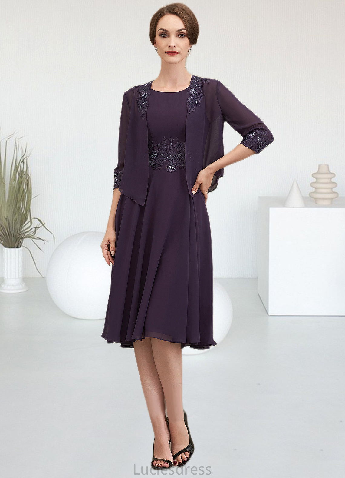 Helga A-Line Scoop Neck Knee-Length Chiffon Lace Mother of the Bride Dress With Sequins HF126P0014968