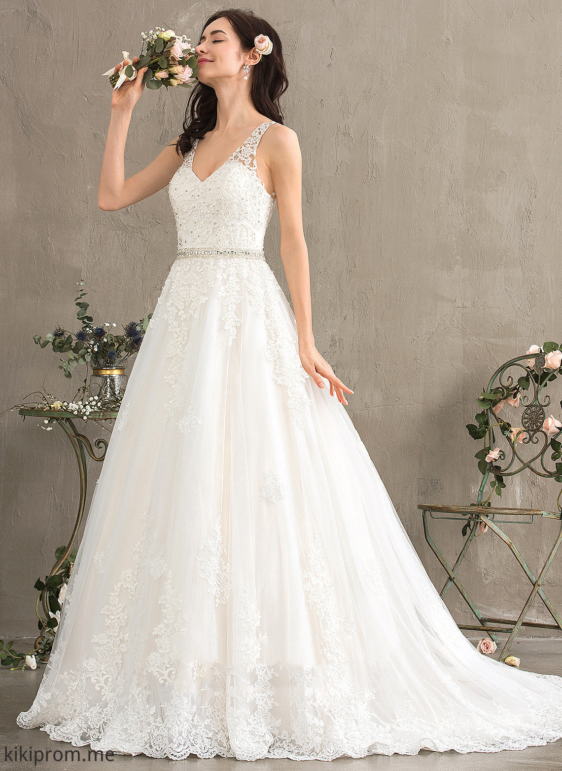 Sequins Beading Court Miah Ball-Gown/Princess V-neck Train Wedding Tulle Wedding Dresses With Dress Lace