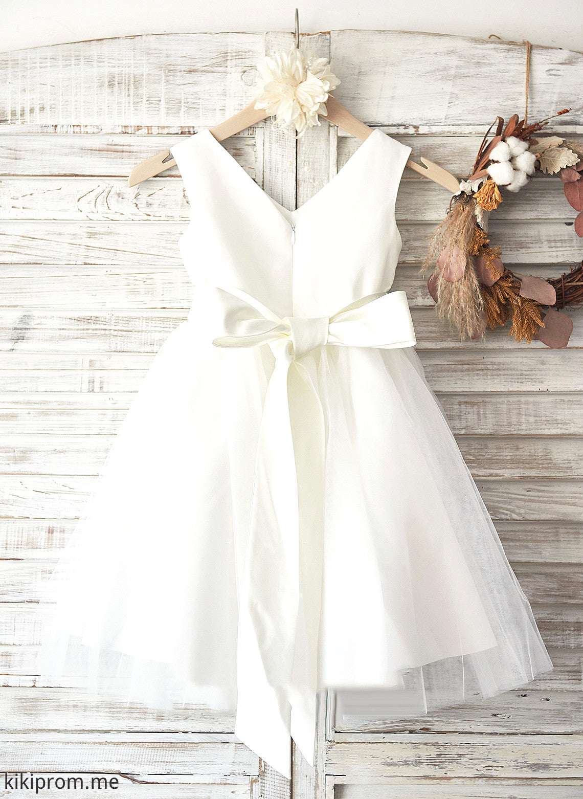 V-neck Flower Millicent Flower Girl Dresses With Sleeveless A-Line Girl Satin/Tulle - Dress Bow(s) Knee-length