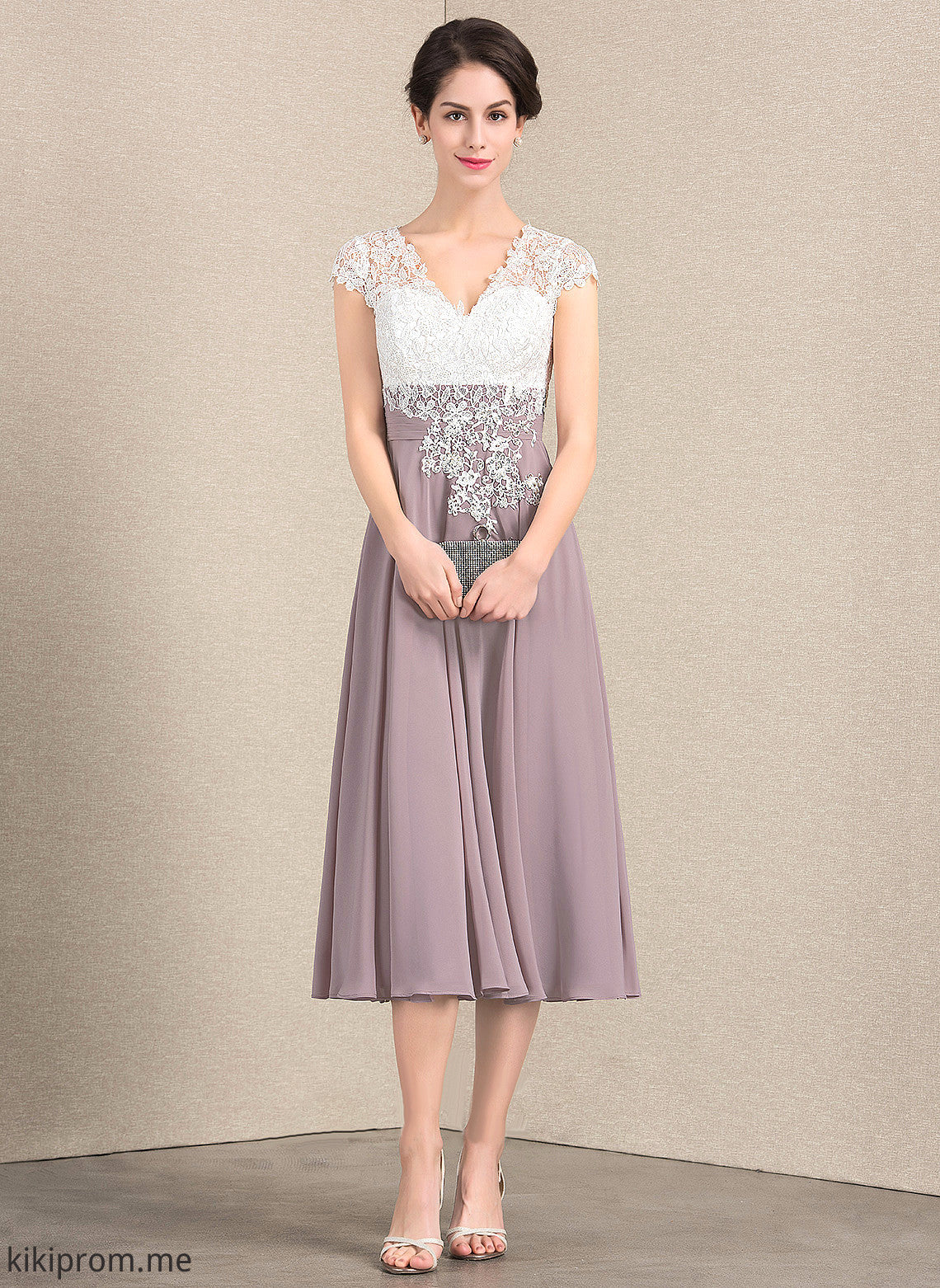 Mother Tea-Length V-neck A-Line Mother of the Bride Dresses of Bride Makena Chiffon Dress the Lace