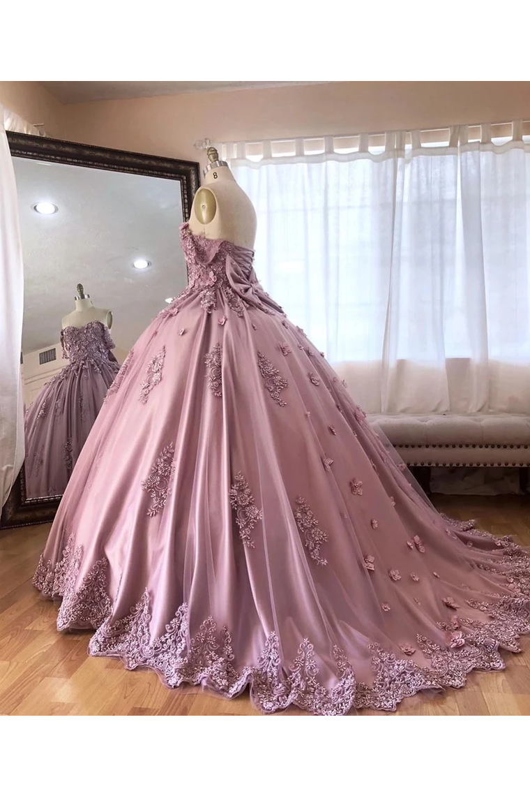 Ball Gown Off The Shoulder Tulle Quinceanera Dress With Lace Appliques Puffy Prom STFP3HM7KB3