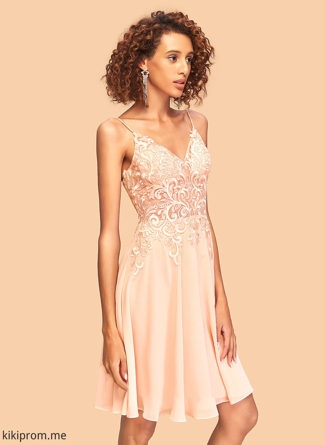 With Litzy Lace Knee-Length V-neck Chiffon A-Line Homecoming Dresses Homecoming Dress