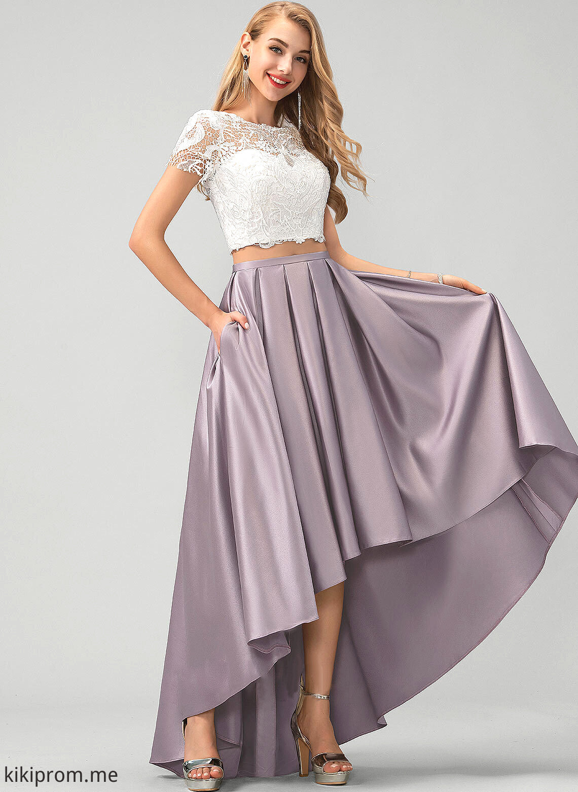 With Neck Asymmetrical A-Line Satin Elizabeth Lace Prom Dresses Scoop Pockets