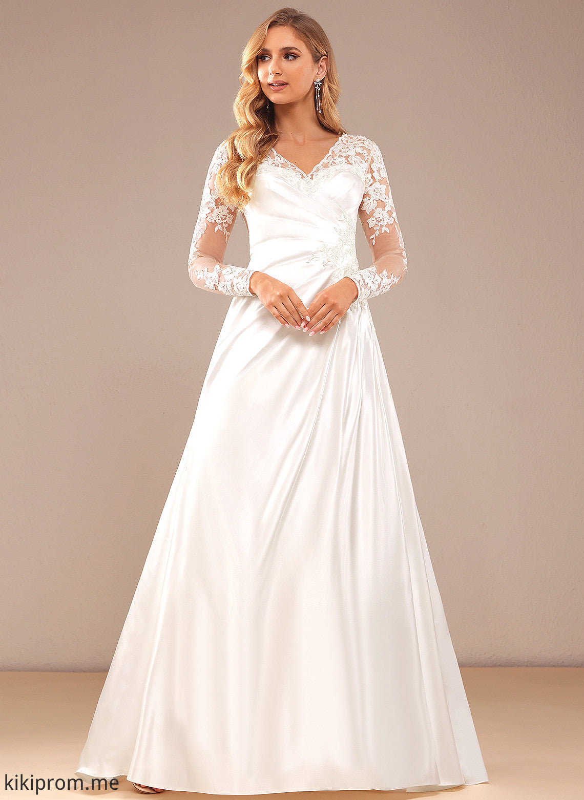 Sequins Wedding Dresses Wedding Lace Lace Eliza Court With Dress Train V-neck Satin A-Line