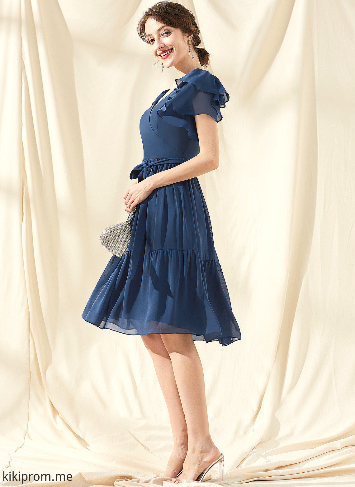 With Dress Chiffon Homecoming Taryn A-Line V-neck Cascading Knee-Length Ruffles Bow(s) Homecoming Dresses