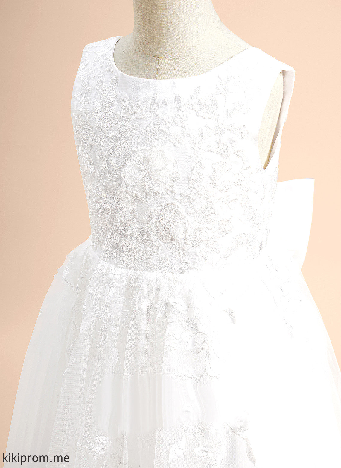 A-Line Neck Lace/Flower(s)/Bow(s) Scoop - Dress Flower Flower Girl Dresses Girl With Madison Floor-length Tulle Sleeveless