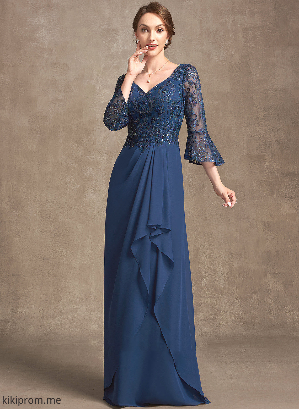 V-neck Lace of Bride Floor-Length the Chiffon Sequins Dress Cascading Julianne A-Line Ruffles With Mother Mother of the Bride Dresses