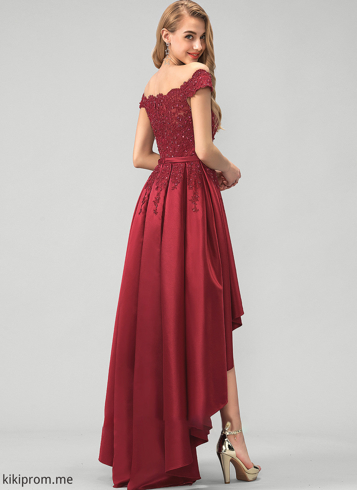 Bow(s) Prom Dresses Ball-Gown/Princess Off-the-Shoulder Beading Asymmetrical Sequins With Lace Evelyn Satin