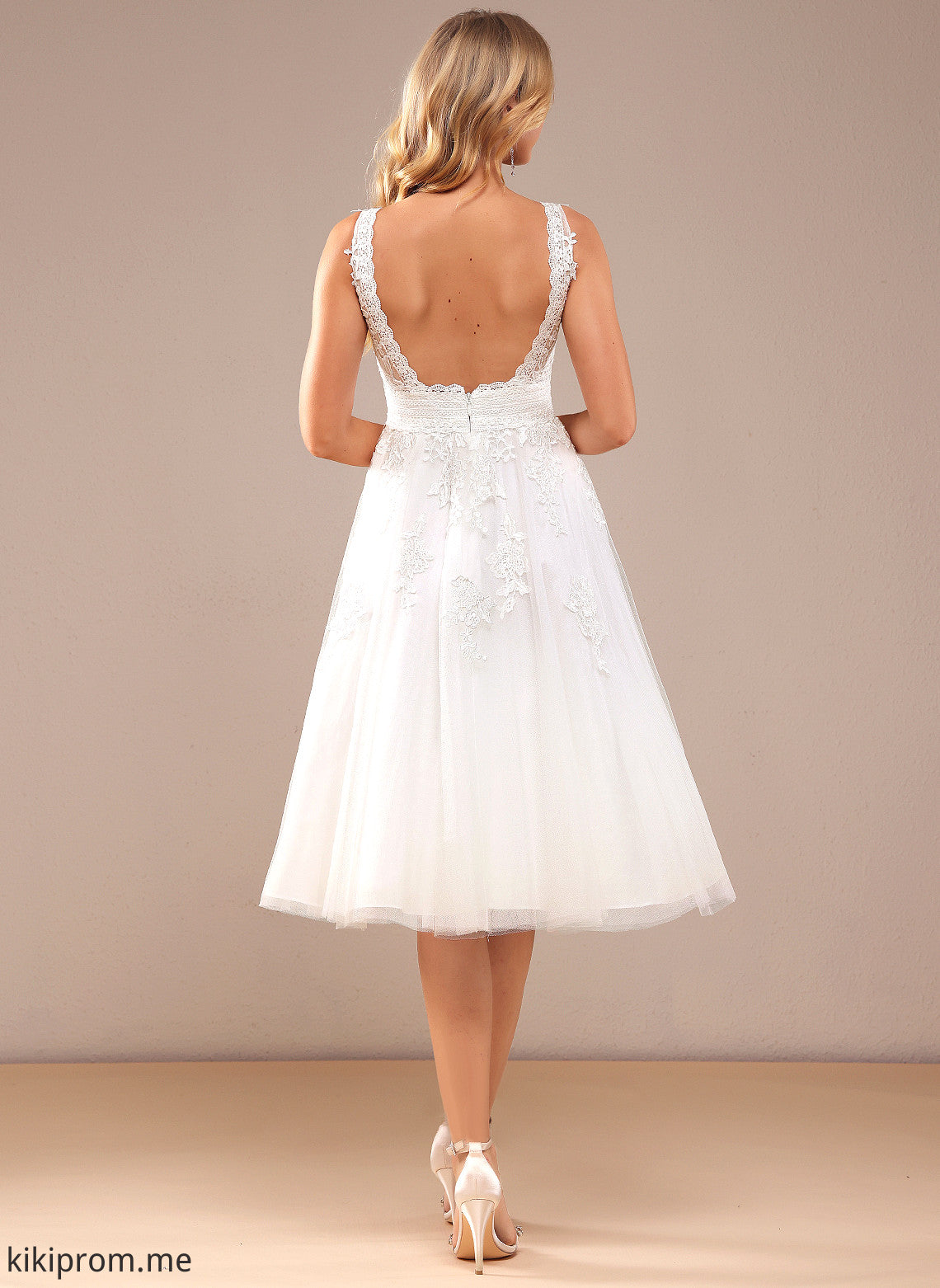 Knee-Length Dress Wedding Karlee A-Line Lace V-neck Wedding Dresses Tulle