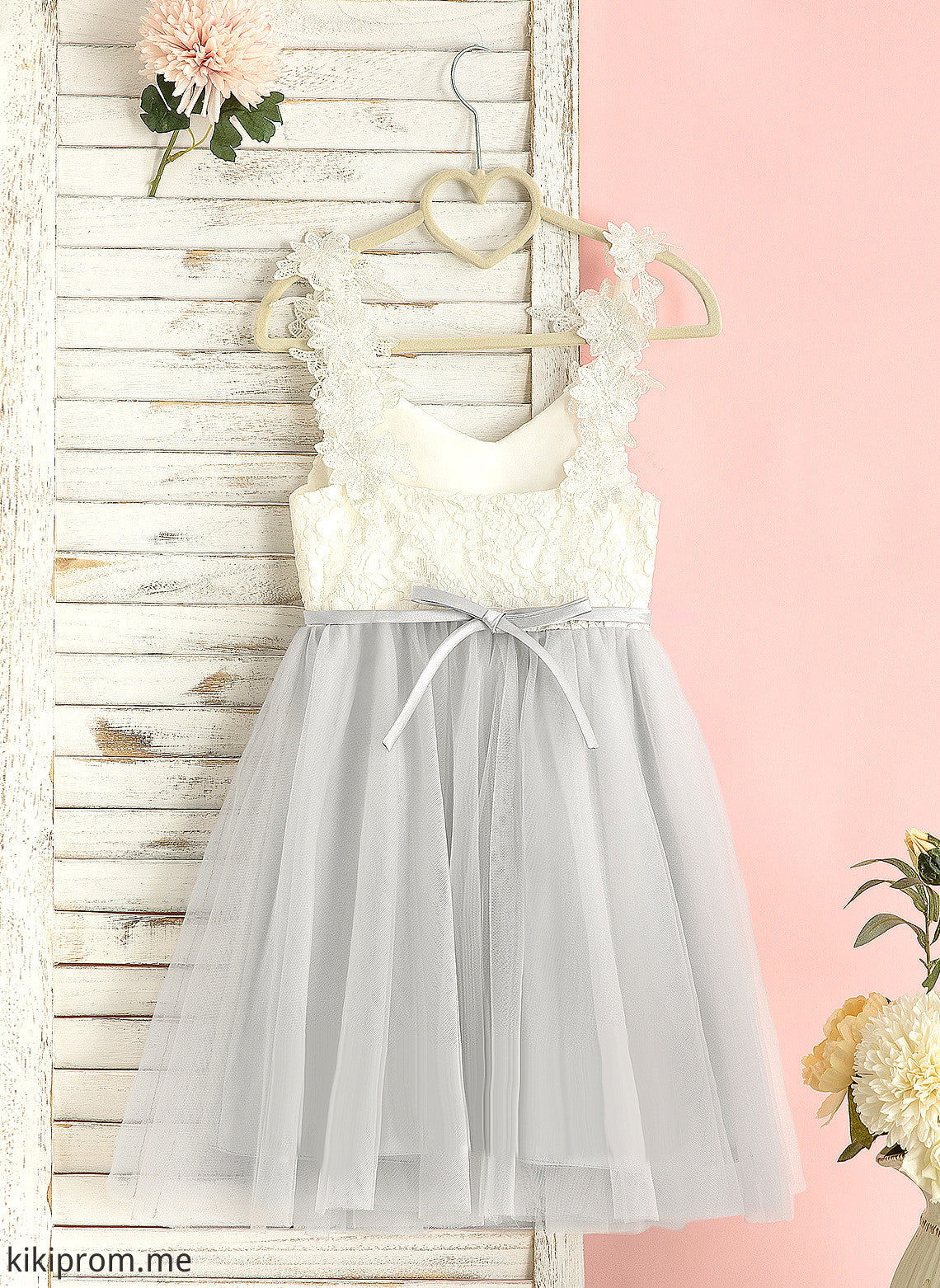 Knee-length Flower Flower Girl Dresses Girl Chelsea Dress Tulle/Lace V-neck A-Line Sleeveless -