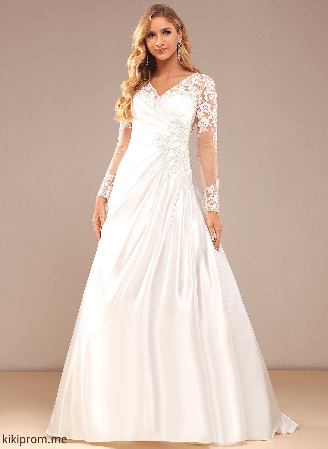 Sequins Wedding Dresses Wedding Lace Lace Eliza Court With Dress Train V-neck Satin A-Line