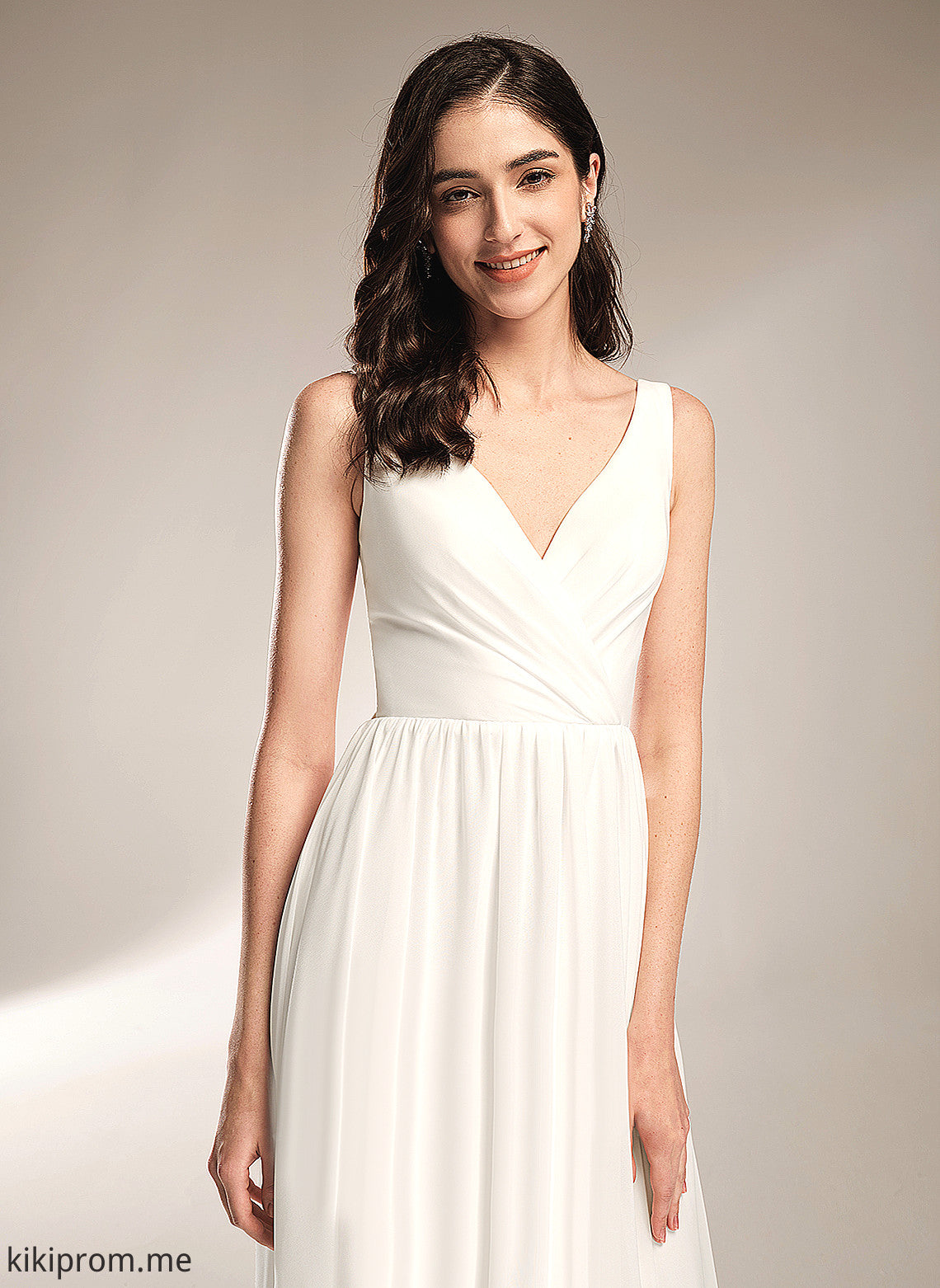 Wedding Dresses Train Lace Dress Chiffon A-Line With Elliana Court V-neck Wedding