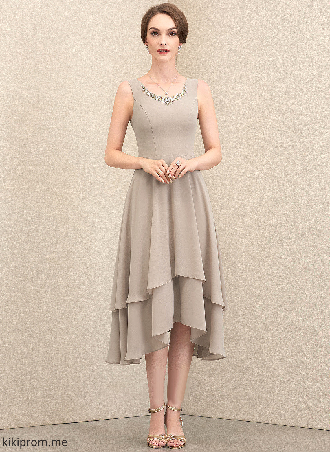 Mother of the Bride Dresses A-Line Asymmetrical Sequins Beading Chiffon the of Scoop Bride With Neck Dress Izabelle Mother