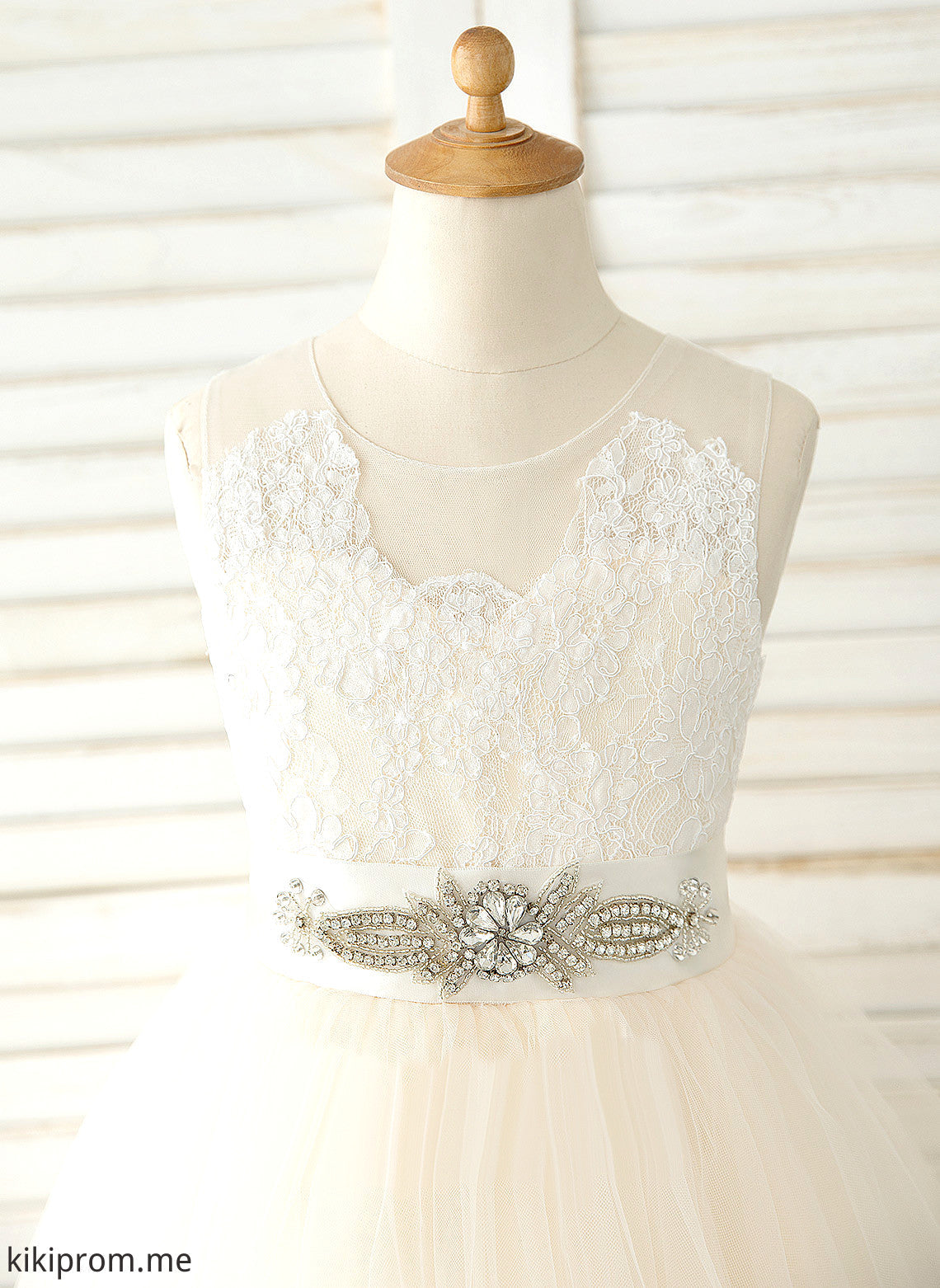 Tulle/Lace Flower Girl Dresses Scoop A-Line Sleeveless Bow(s) Dress - Knee-length With Shannon Flower Girl Neck