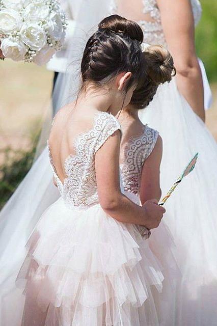 Cute Round Neck White Flower Girl Dresses Open Back Tulle Wedding Party Dresses STF15136