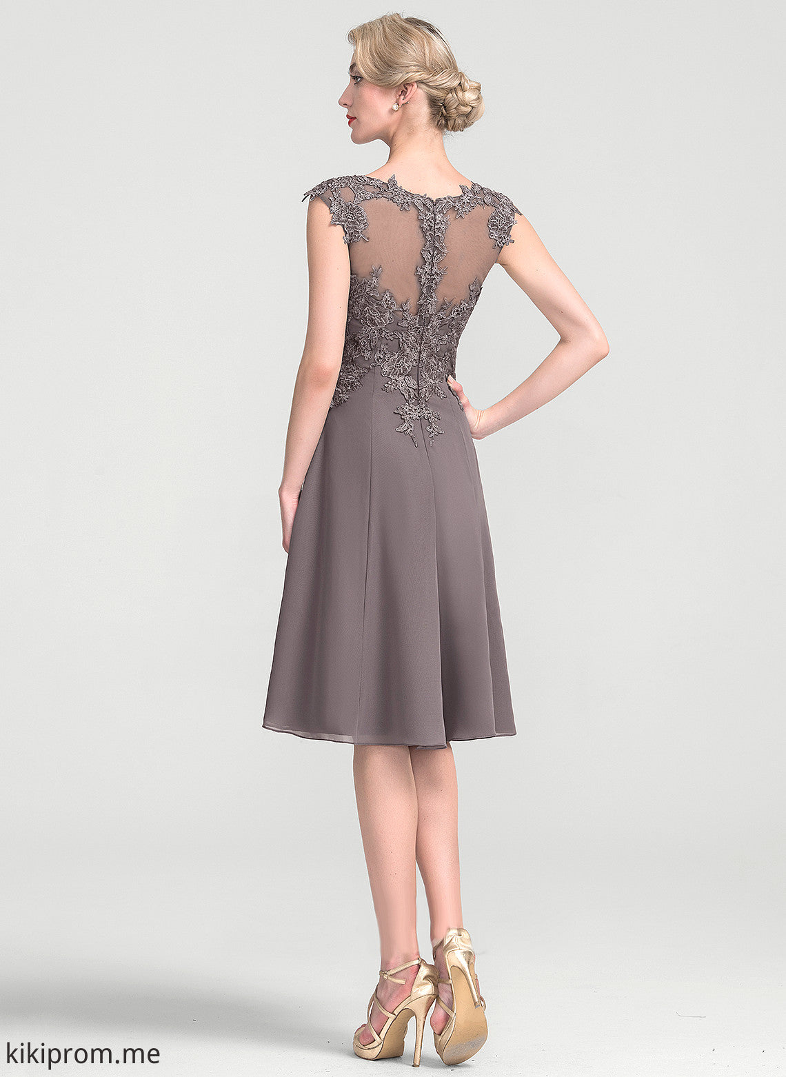 Kaley the Knee-Length Neck A-Line Chiffon Mother of Bride Dress Scoop Mother of the Bride Dresses Lace