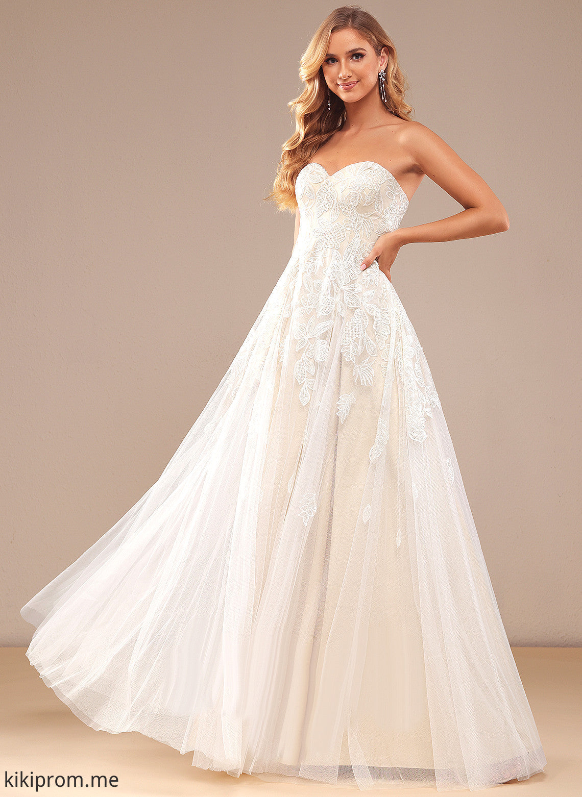 Wedding A-Line Sequins Gia With Sweetheart Floor-Length Dress Wedding Dresses Lace