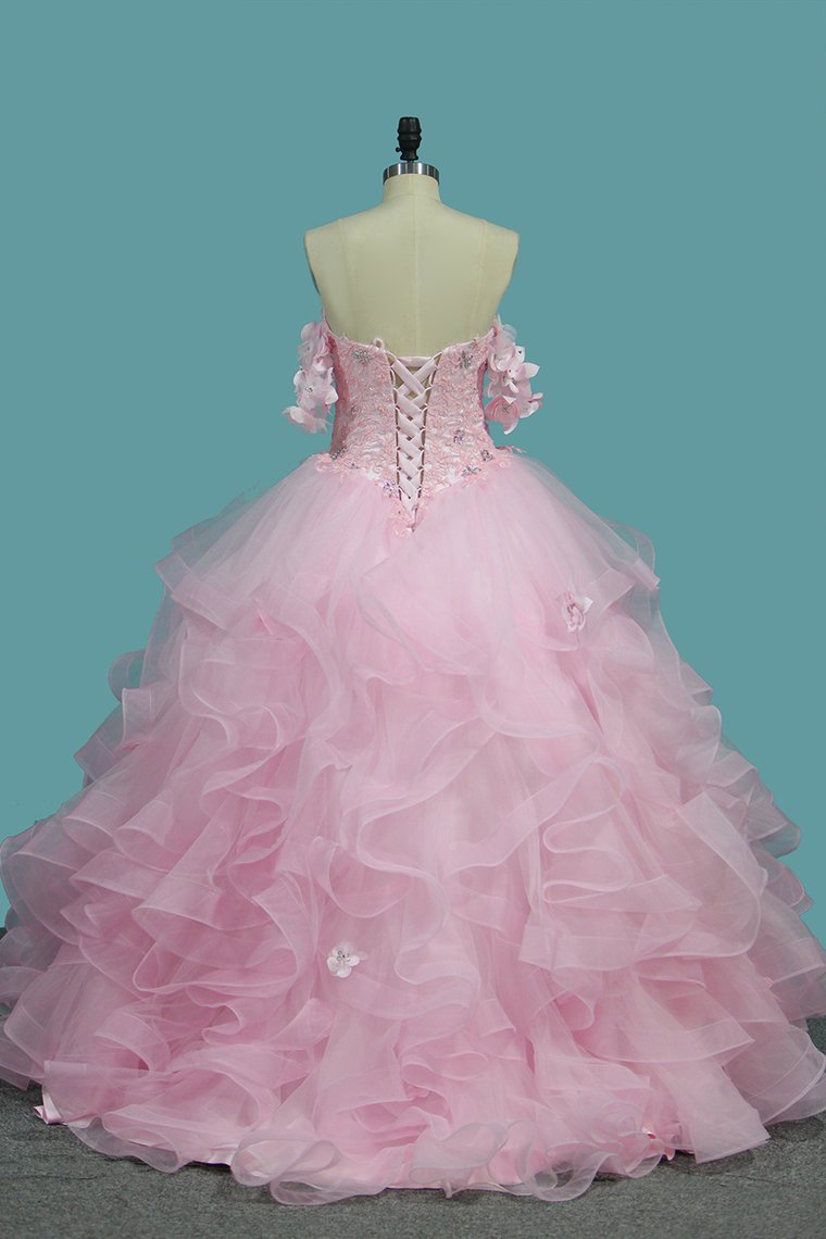 2024 Tulle Ball Gown Sweetheart Quinceanera Dresses With Applique And Beading