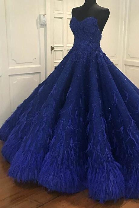 Princess Ball Gown Royal Blue Sweetheart Beads Sweet 16 Quinceanera Dresses STF15588