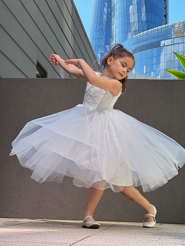 A-Line/Princess Tulle Lace High Neck Sleeveless Knee-Length Flower Girl Dresses TPP0007488