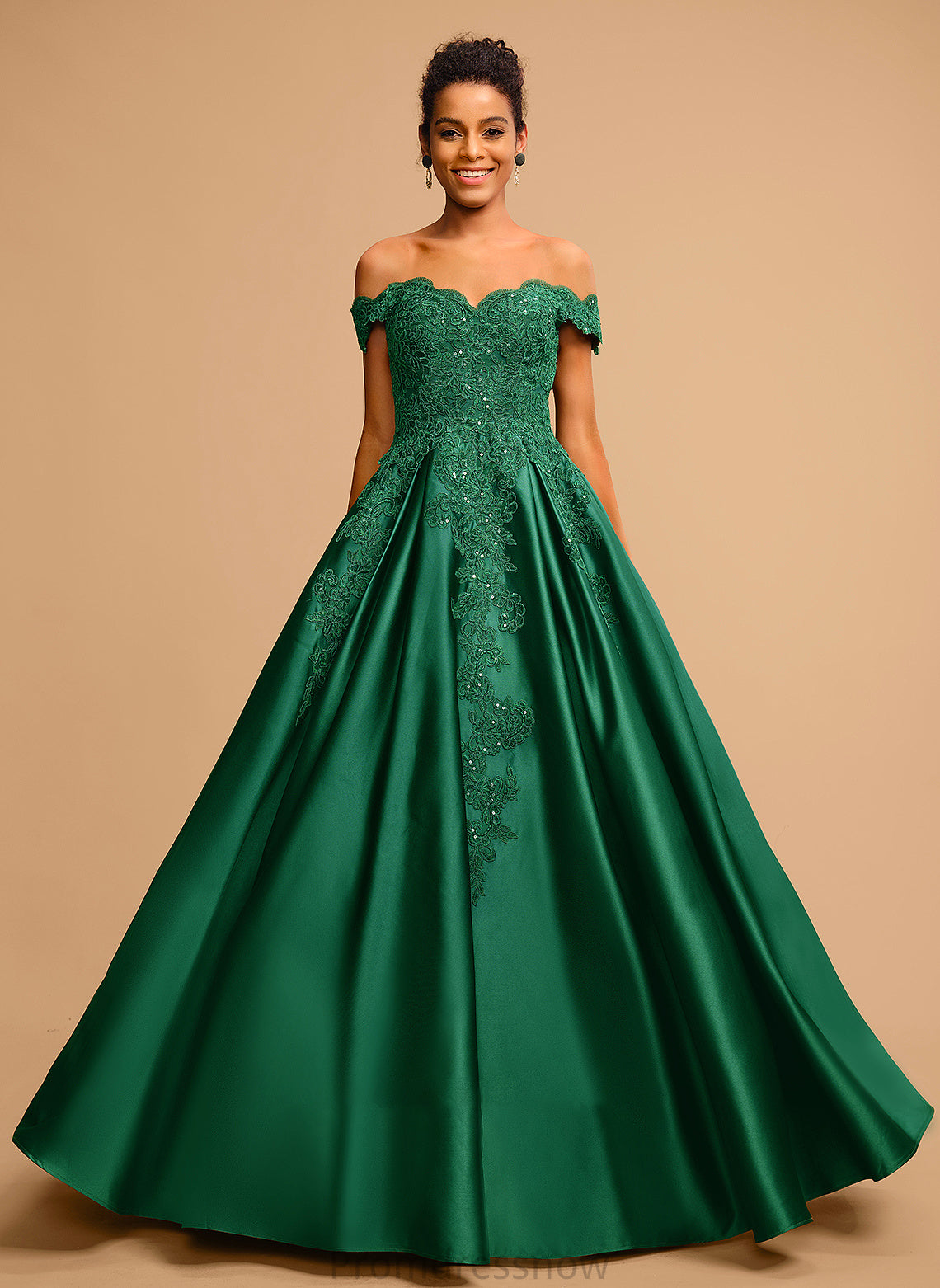 With Sequins Ball-Gown/Princess Floor-Length Prom Dresses Off-the-Shoulder Satin Regina