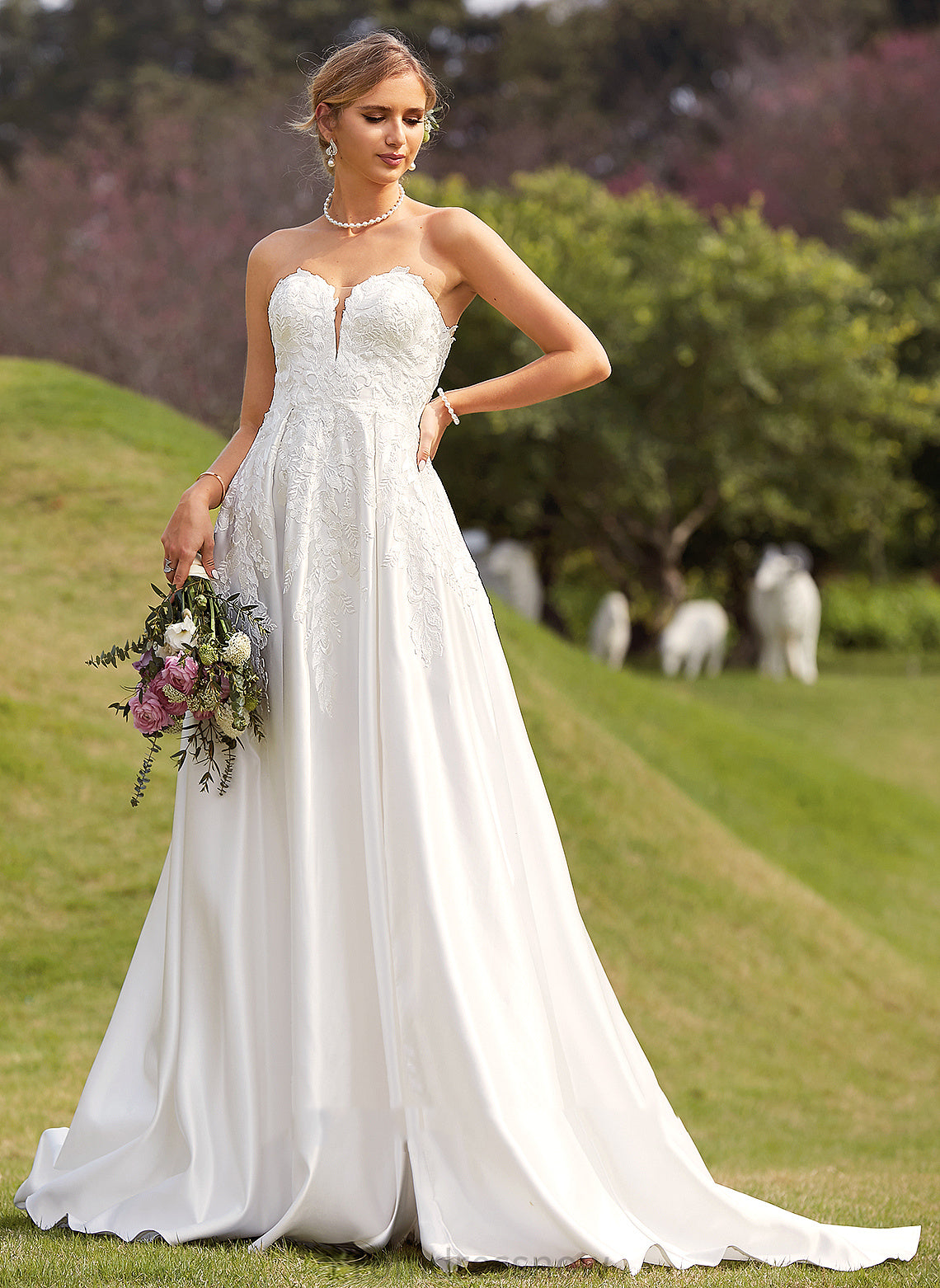 With Wedding Split Chapel Front Satin Wedding Dresses Dress Sweetheart Train Lace Jenna Ball-Gown/Princess