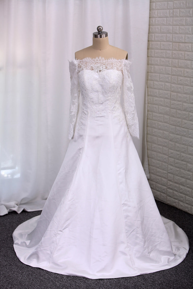 2024 Wedding Dresses A Line Long Sleeves Boat Neck With Applique