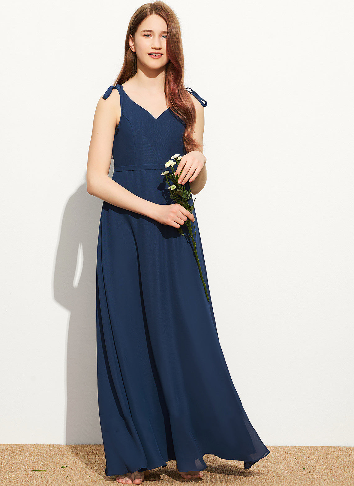 With Bow(s) Floor-Length V-neck Chiffon Scarlet A-Line Junior Bridesmaid Dresses