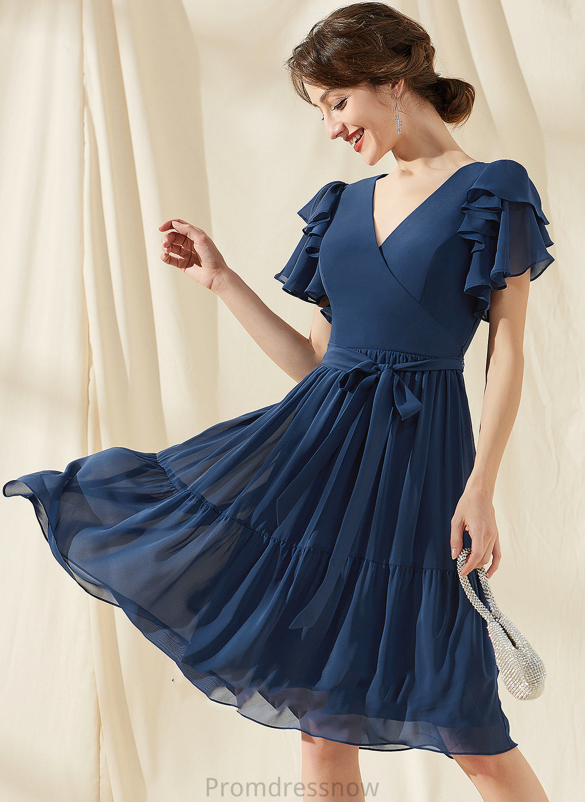 With A-Line Ruffles Bow(s) Chiffon Cascading Homecoming Dresses Amiya Knee-Length V-neck Homecoming Dress