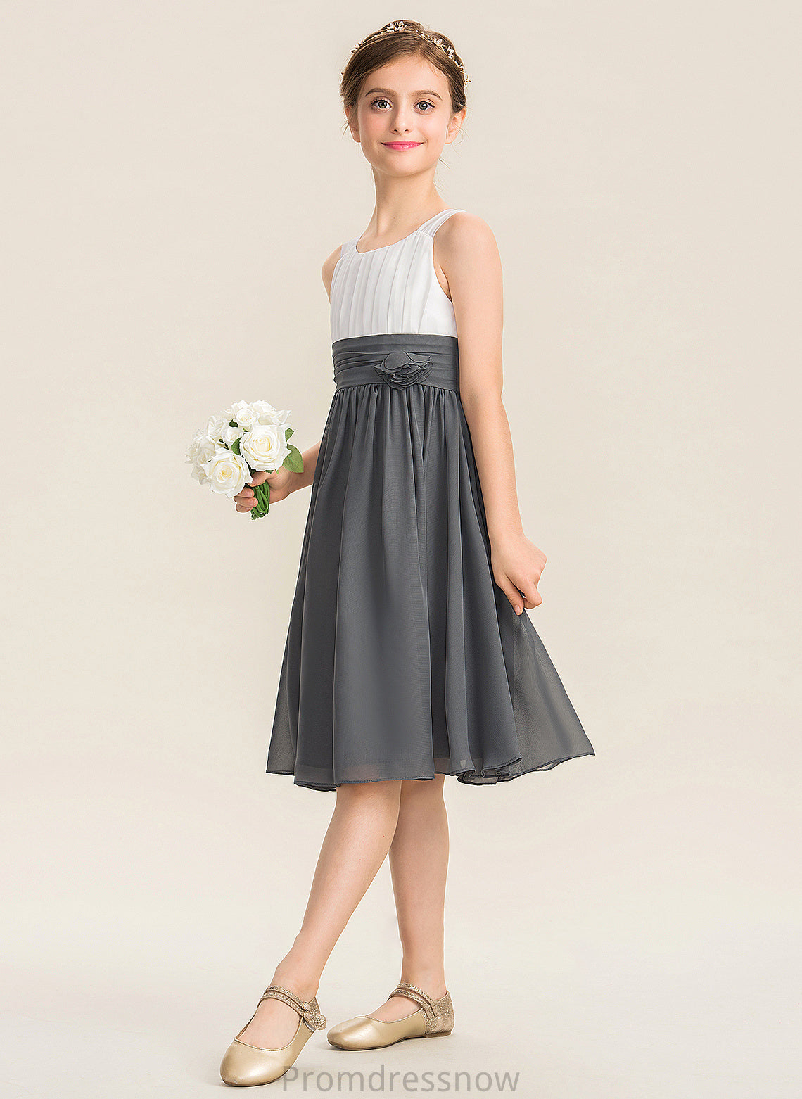 With Knee-Length Neck Chiffon Flower(s) Tiana Scoop A-Line Junior Bridesmaid Dresses Ruffle