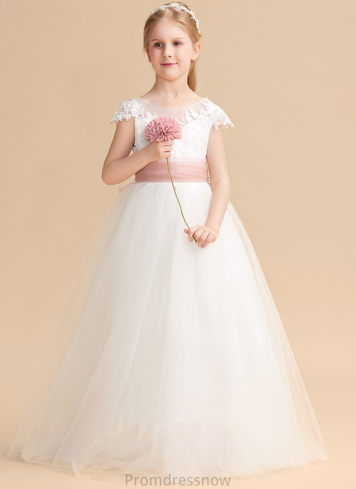 - Lace Dress Scoop With Ball-Gown/Princess Halle Flower Girl Dresses Flower Floor-length Lace/Sash Neck Girl Sleeveless