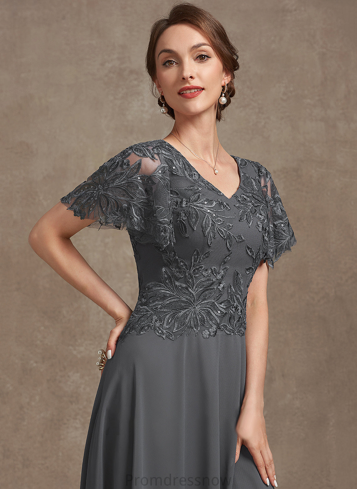 With A-Line the Mother of the Bride Dresses of Chelsea Chiffon Ankle-Length Mother V-neck Lace Bride Dress Sequins