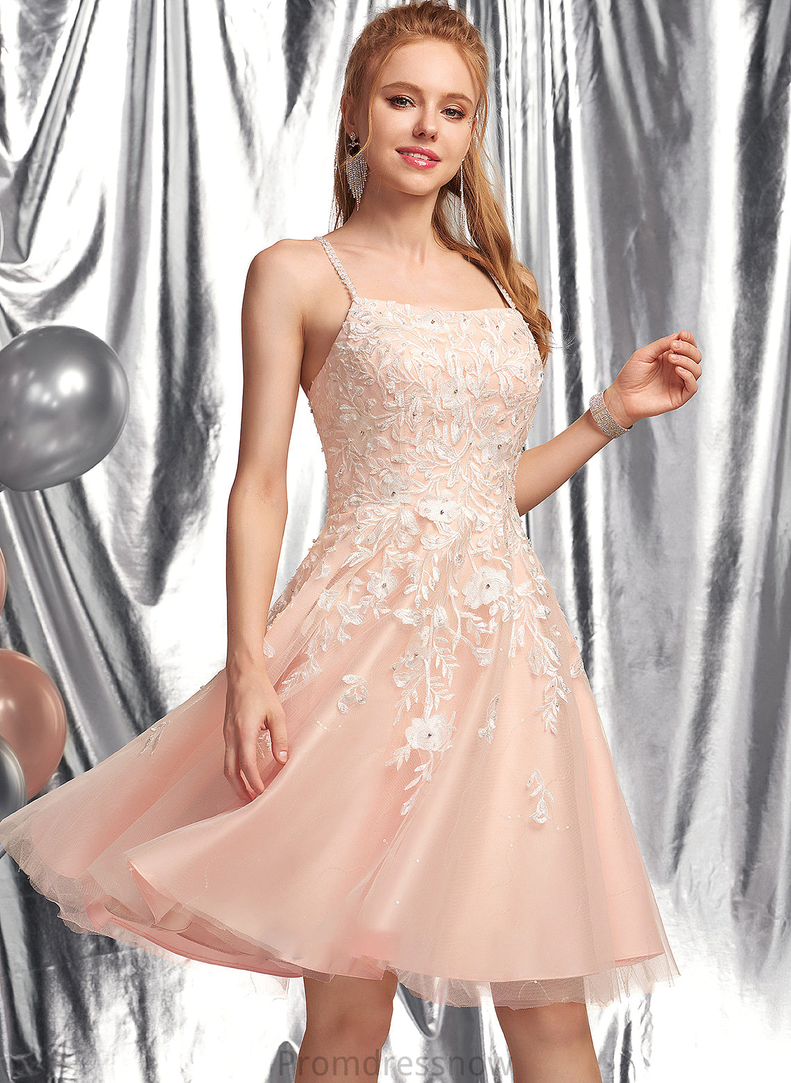 With Knee-Length Sequins Tulle Square Prom Dresses Neckline Beading A-Line Campbell