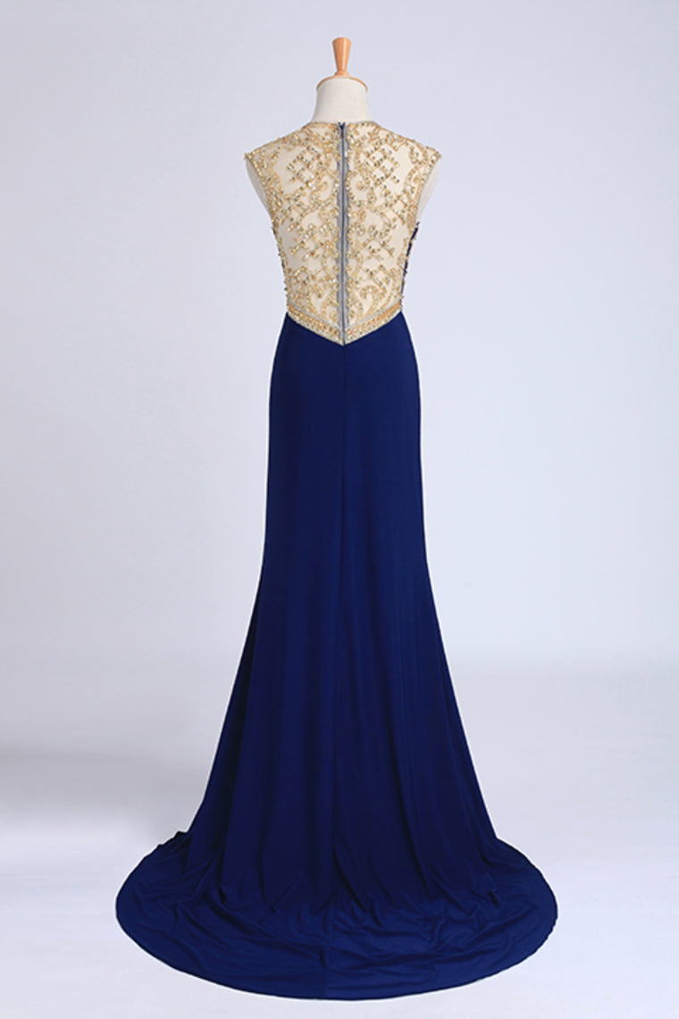 2024 Prom Dresses Scoop Neckline Column Beaded Bodice With Court Train & Slit