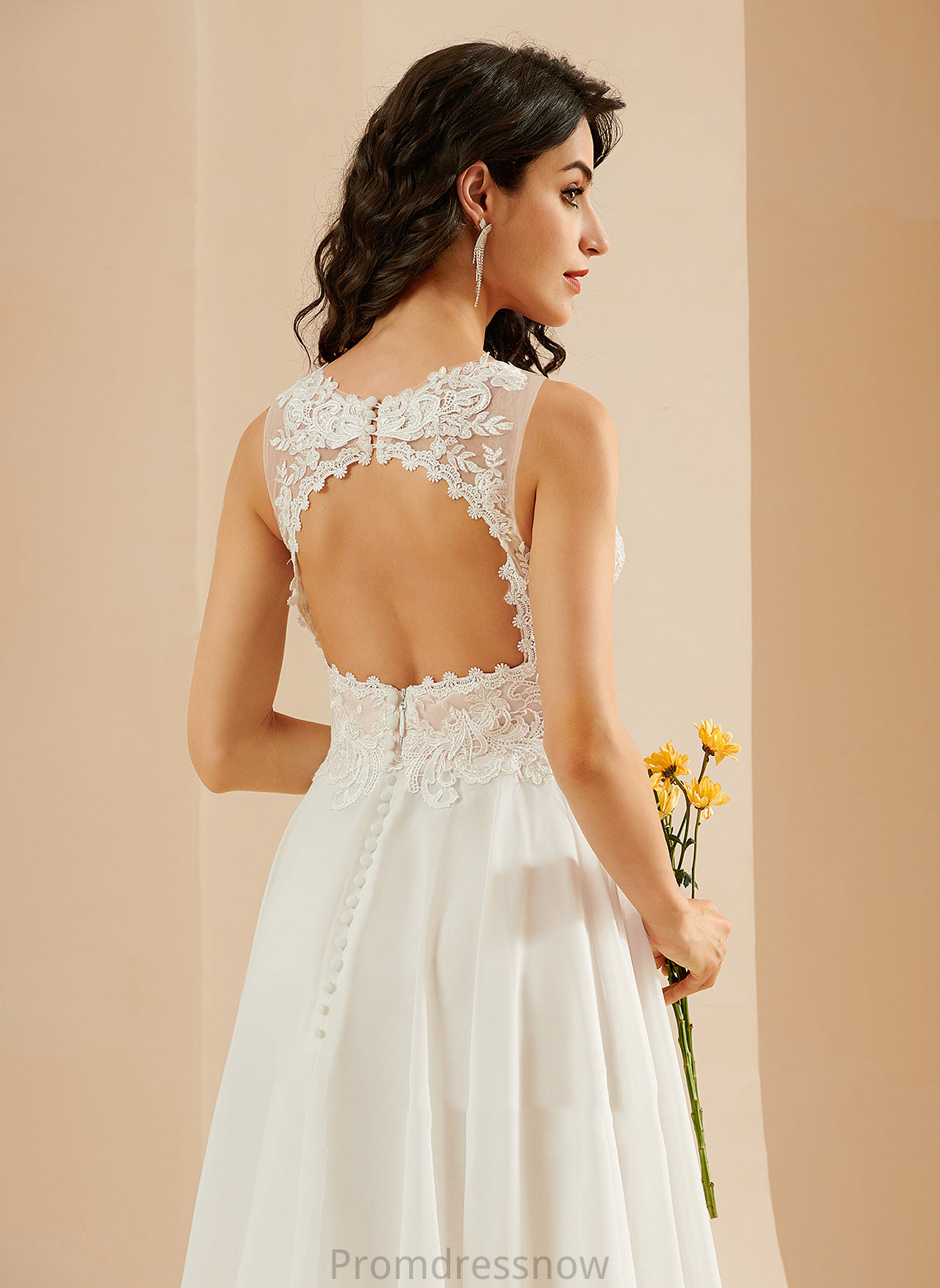 With Knee-Length A-Line Kyleigh Lace Wedding Dresses Sequins Wedding Chiffon V-neck Dress