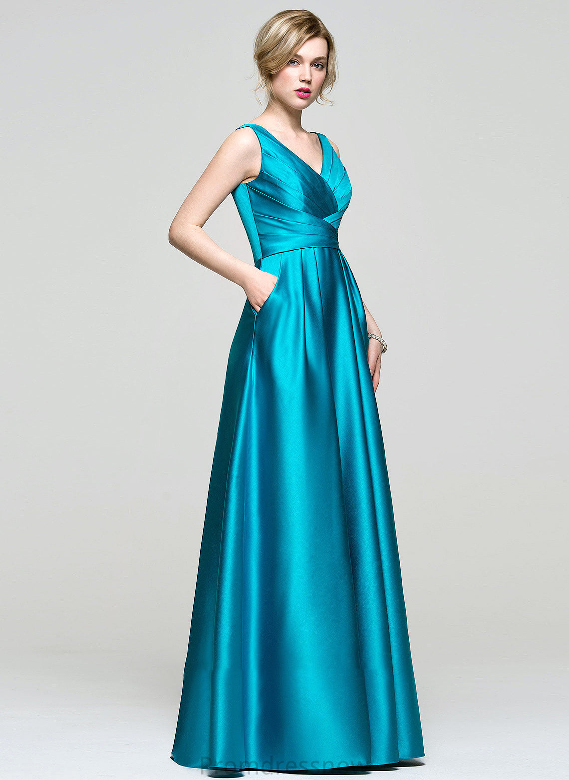 With V-neck Ball-Gown/Princess Prom Dresses Satin Silvia Pockets Floor-Length Ruffle