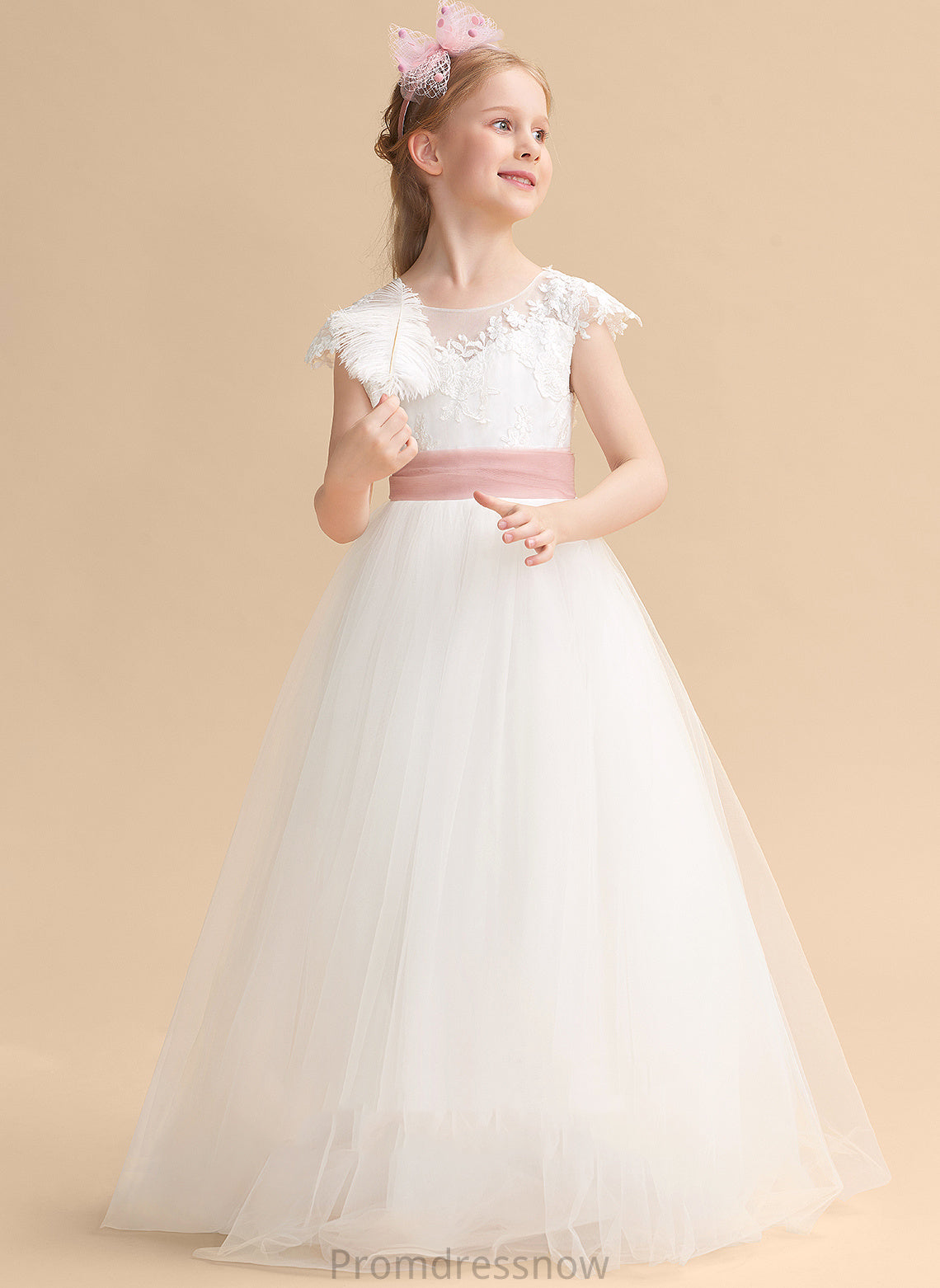 - Lace Dress Scoop With Ball-Gown/Princess Halle Flower Girl Dresses Flower Floor-length Lace/Sash Neck Girl Sleeveless