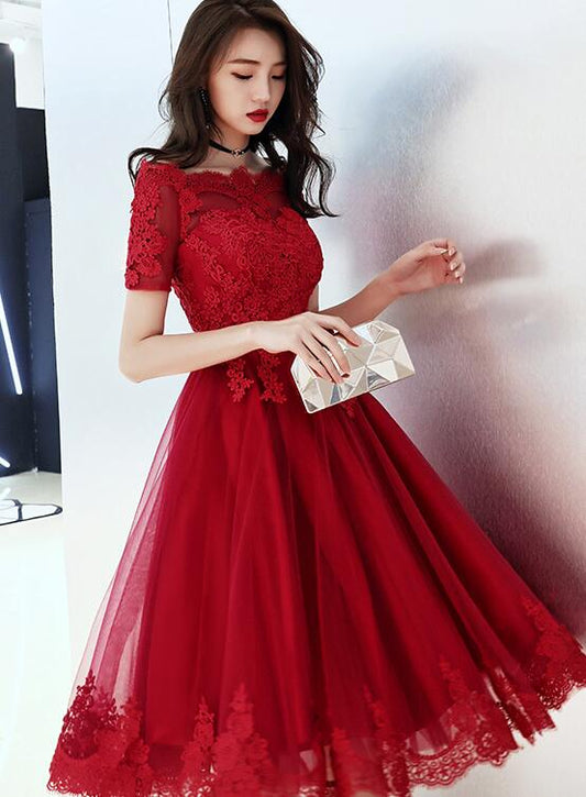 Wine Red Tulle Short Homecoming Dresses Lace Reagan With Applique HF22570